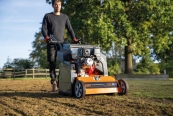 Eliet<br>Nachsaatmaschine DZC 600