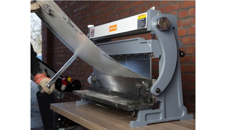 Gewerbliche Werkzeuge Boka Tools Blechbearbeitungsmaschine  3-IN-1/30 im Test, Bild 1