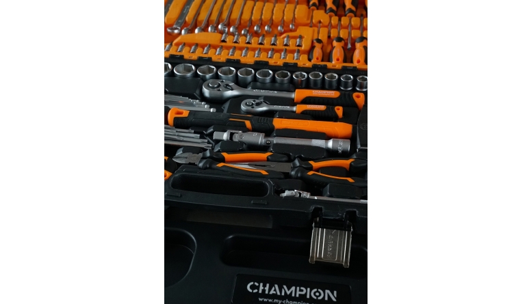 Handwerkzeug-Sets Champion Universal Werkzeug-Satz, 95-teilig im Test, Bild 1
