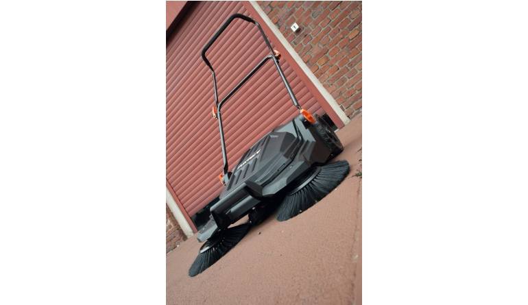 Kehrmaschinen FUXTEC FX-HK65 im Test, Bild 1