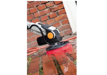 Sonstige Elektrowerkzeuge Netzbetrieb Batavia Maxxpack 18V Twinbrush im Test, Bild 1