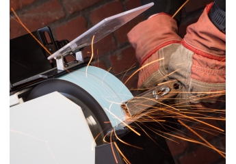 Bandschleifer Netzbetrieb Boka Tools Band-Schleifmaschine BG-3 im Test, Bild 1