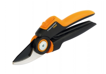 Vergleichstest: Fiskars PowerGear X Rollgriff-Gartenschere, Bypass PX92