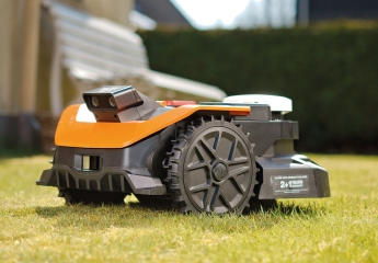 Roboter-Rasenmäher Worx Landroid Vision Cloud WR308E im Test, Bild 1