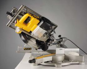 Test Tisch Kreissägen DeWalt D27111 sehr gut Seite 1 Test Tisch Kreissägen DeWalt D27111 sehr gut Seite 1