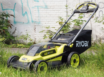 51cm_Akku-Rasenmaeher_mit_Antrieb_von_Ryobi_1779956044.jpg