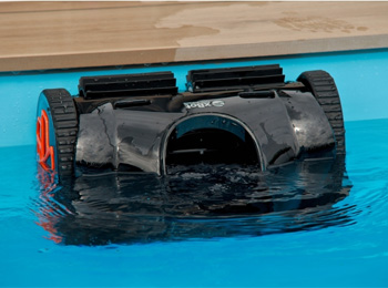 Akku-Poolroboter_xBot_400_von_Pool-Systems_1771939481.jpg