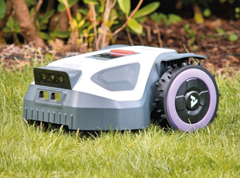 Rasenmaehroboter_M5_von_Anthbot_1779960294.jpg