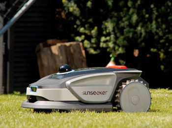Rasenmaehroboter_S4_von_Sunseeker_1782379188.jpg