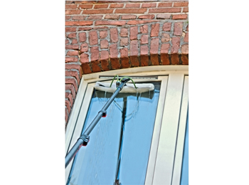 Teleskopstange_3K_Vollcarbon_5,4_m_mit_Fensterwischer_High-clean.com_1747829280.jpg