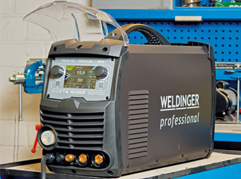 Weldinger_MWE_2030_SYN_puls_AC-DC_pro_im_Test_1792066909.jpg