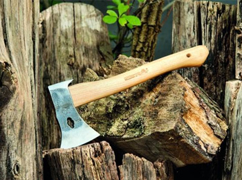 Zimmermannsaxt_von_Krumpholz_im_Test_1789987181.jpg